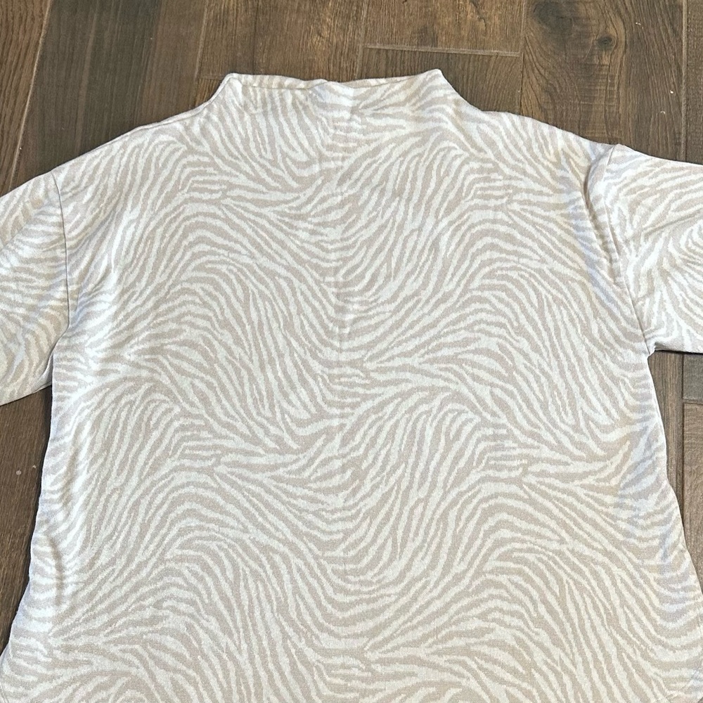 Ruby Rd. Cream Zebra Print Blouse - Picture 1 of 1